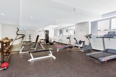 A Comfy For 5 Next To Darling Harbour Sydney